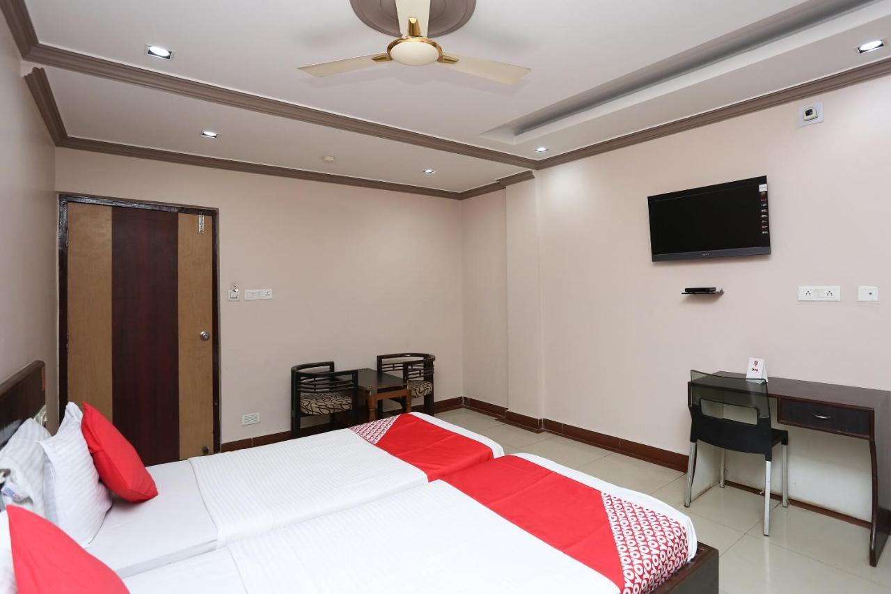 Hotel Oyo 3881 Venus Nxt Bhubaneswar Esterno foto