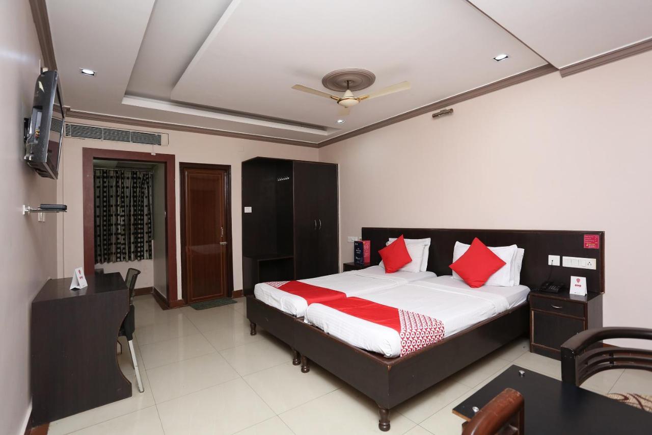 Hotel Oyo 3881 Venus Nxt Bhubaneswar Esterno foto