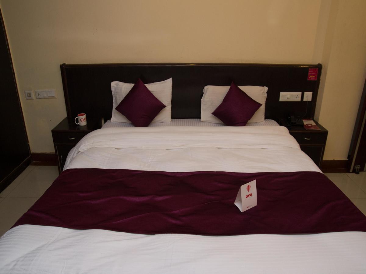 Hotel Oyo 3881 Venus Nxt Bhubaneswar Esterno foto
